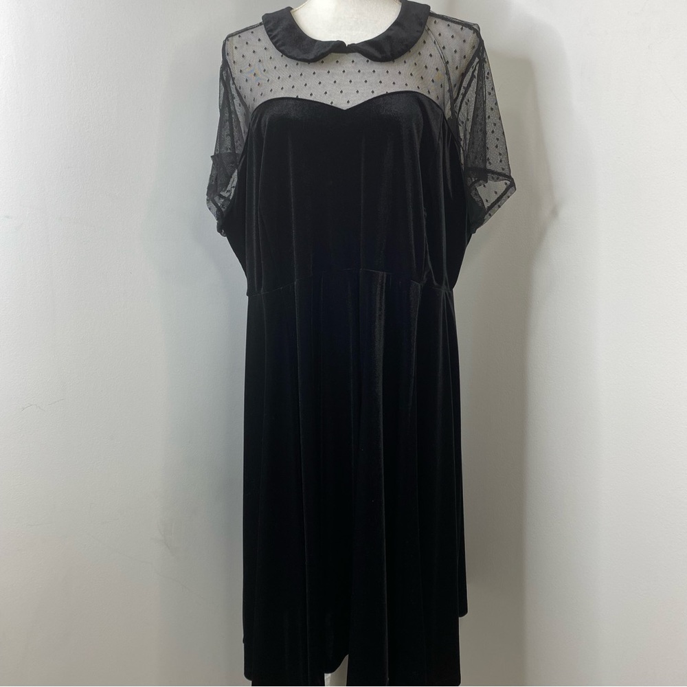 Retro Chic by Torrid Velvet Sweetheart Dress